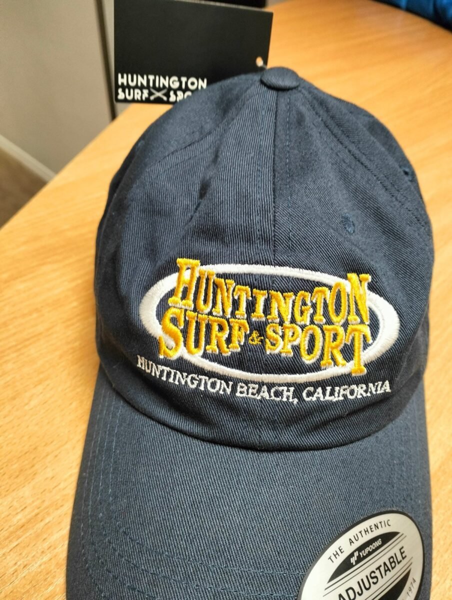 Czapka z daszkiem Huntington Surf & Sport, zbliżenie na detale i metki 2