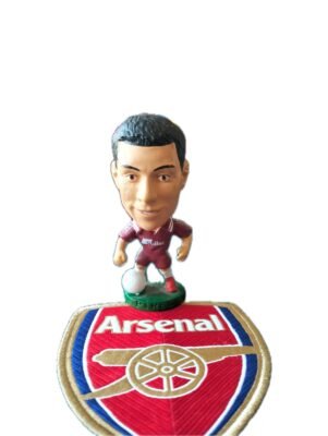 Figurka kolekcjonerska Corinthian 1997 - Robert Pirès z kartą kolekcjonerską, zdjęcie produktowe 1