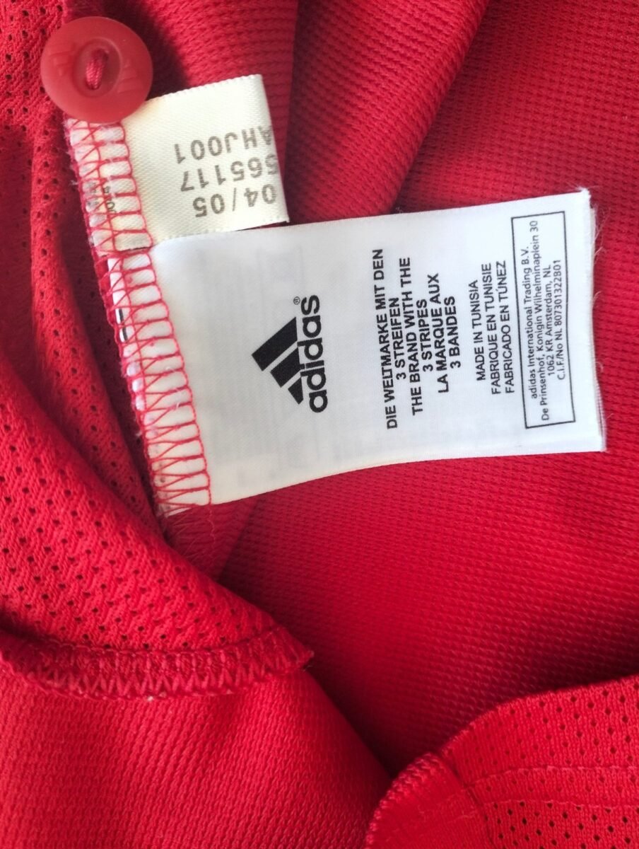 Koszulka Bayern Monachium 2005/06 domowa Adidas, zbliżenie na detale i metki 1