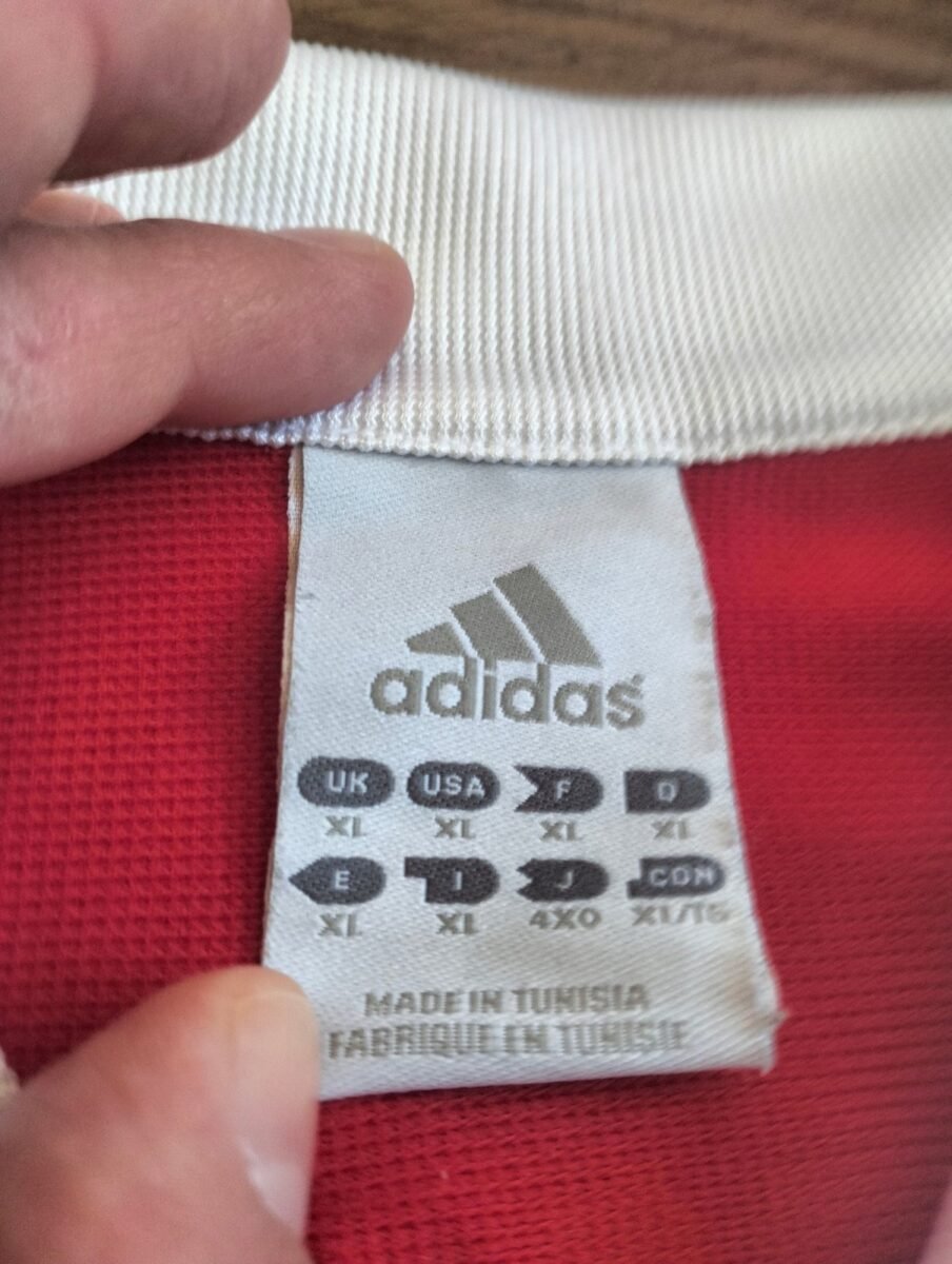 Koszulka Bayern Monachium 2005/06 domowa Adidas, zbliżenie na detale i metki 2