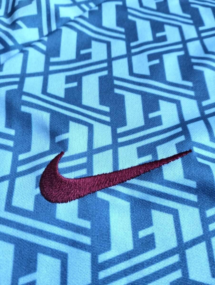 Koszulka damska Liverpool FC 2023/24 treningowa Nike 9