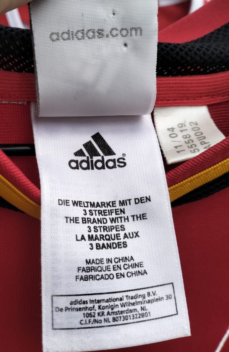 Koszulka młodzieżowa reprezentacji Niemiec 2004-2006 trzecia Adidas - Kevin Kuranyi, zbliżenie na detale i metki 2