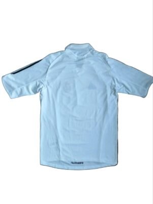 Real Madrid 2005/06 Adidas home shirt, product photo 2