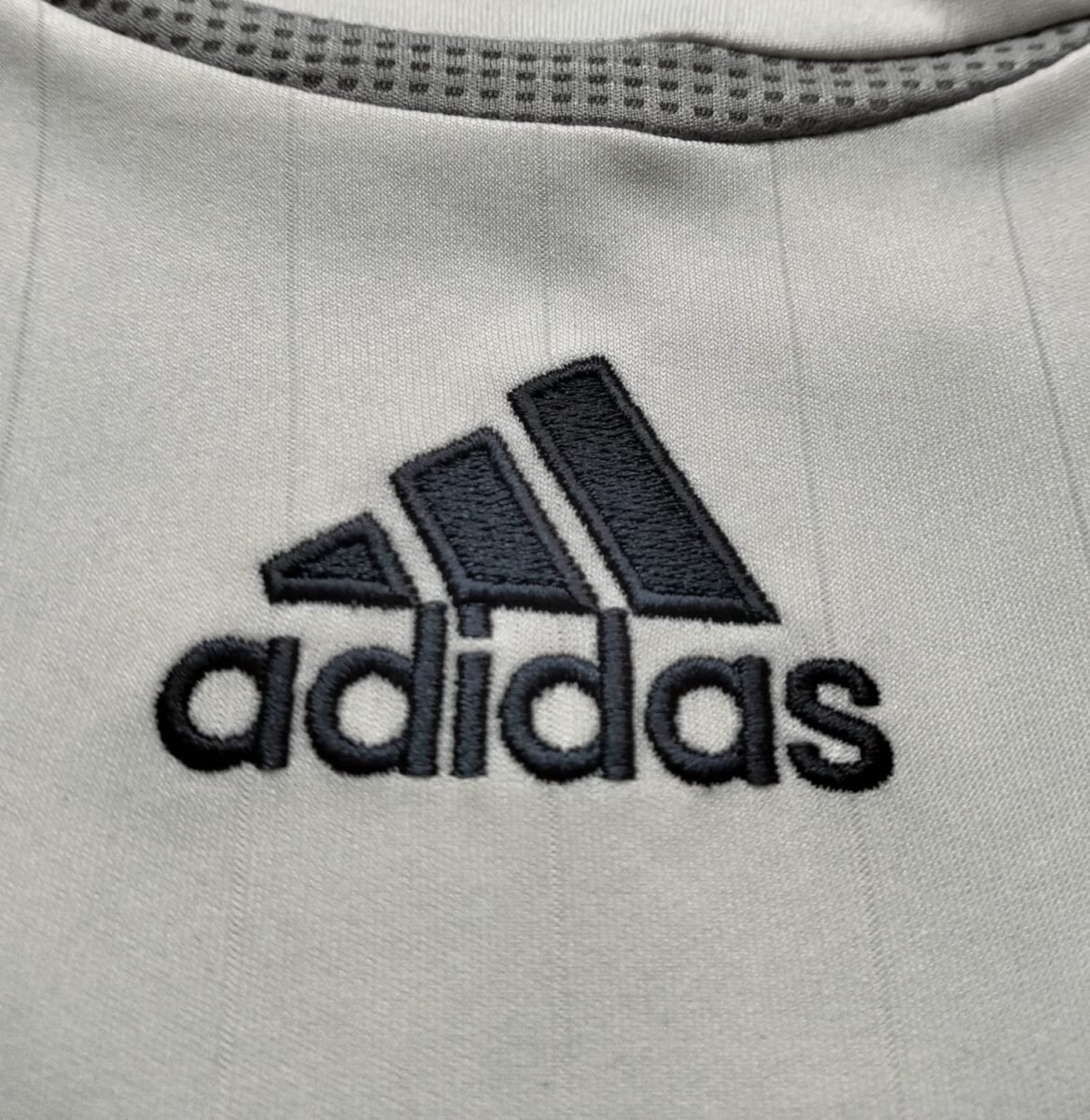 Koszulka Real Madryt 2006/07 domowa Adidas (drugi egzemplarz) 8