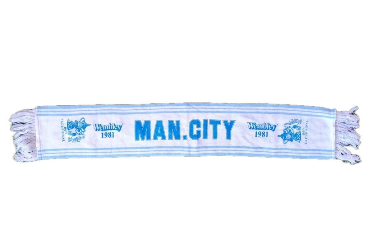Szalik Manchester City - finał Pucharu Anglii 1981 1